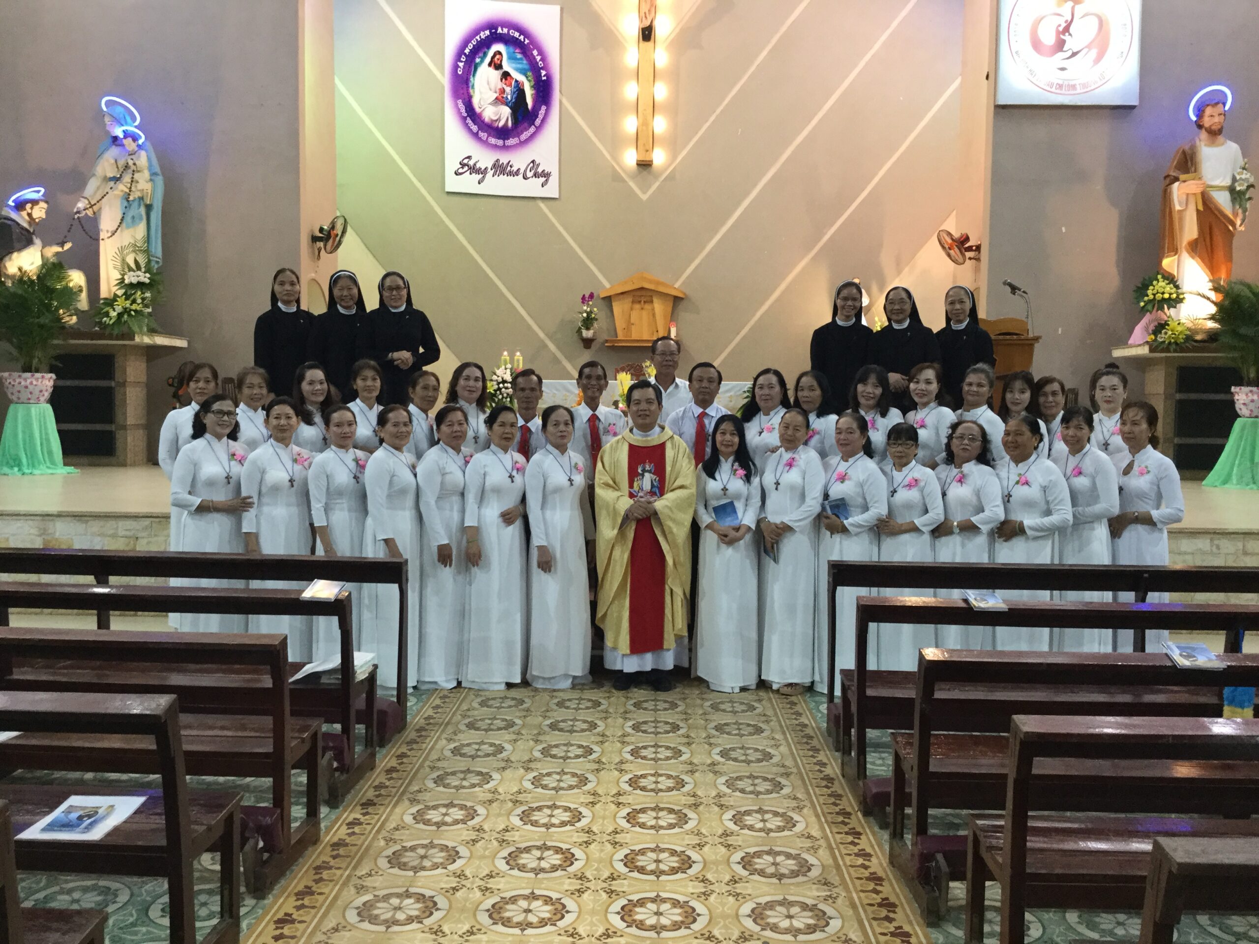 Gia nhập Hiệp hội Mến Thánh Giá Tại Thế – Tân Hiệp