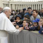 Anh em hãy cho người khác những gì mình có