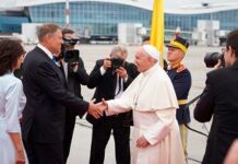 Đức Thánh Cha Phanxicô đến Rumani