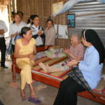 Một tháng lương của Sơ là bao nhiêu?