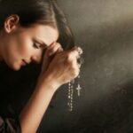 Cách thờ lạy Chúa trong sự thinh lặng tại nhà mình