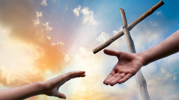 Phim hoạt hình ngắn: hãy ôm lấy con Chúa ơi! Bởi trong đớn đau con chỉ muốn nương tựa nơi Ngài.