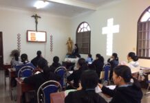 Sống bình an-vui tươi trong đời dâng hiến