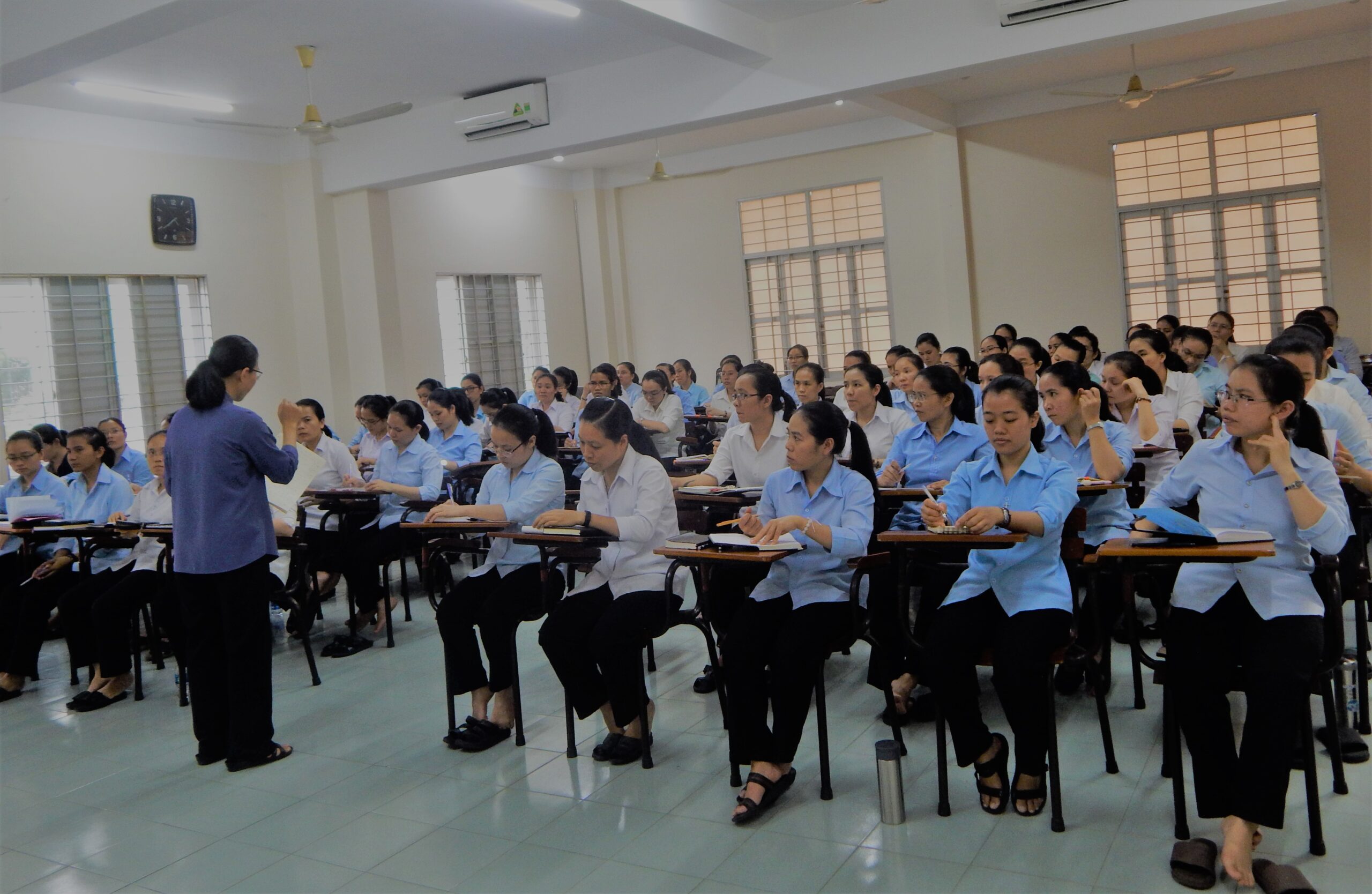 Gia Đình Học Viện Họp Mặt Lần 3