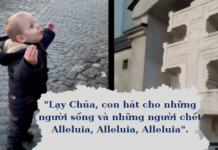 Video một cậu bé Ukraine cầu nguyện trước thánh giá được lan truyền rộng rãi