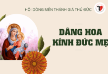 Dâng hoa kính Đức Mẹ