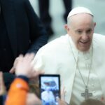 Bộ Truyền thông công bố tài liệu suy tư mục vụ về việc Kitô hữu tương tác với truyền thông xã hội