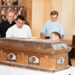 Khai mở mộ Đức cha François Pallu (1626-1684)