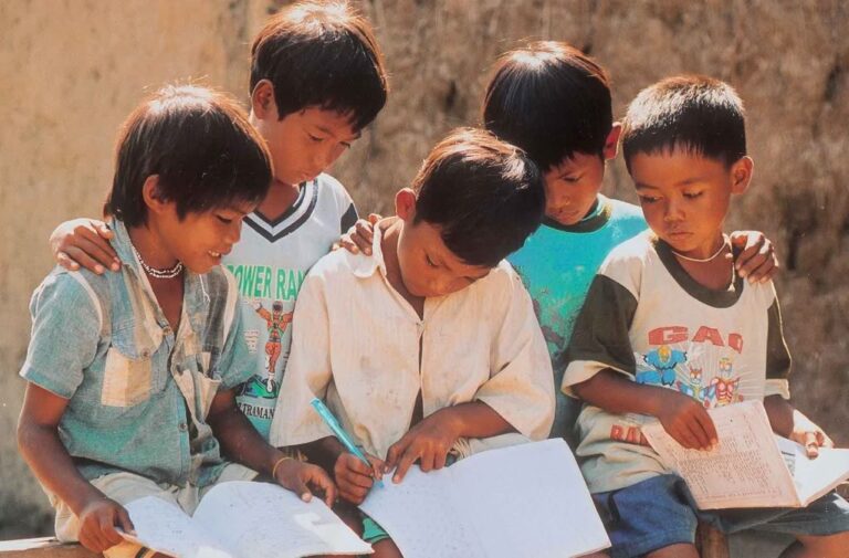 Giáo dục: Tuổi nào cũng có nhu cầu thiêng liêng của tuổi đó