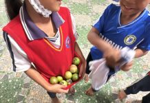 Mình nghèo mà lòng biết mến thương nhau còn hơn giàu có đổi thay mau