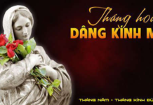 Đời Mẹ như ngàn đóa hoa