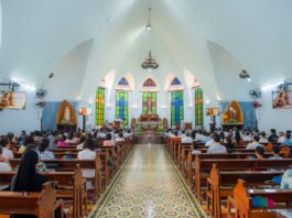 Tham dự Thánh lễ thường xuyên đem lại ích lợi nào cho tâm hồn và thể xác