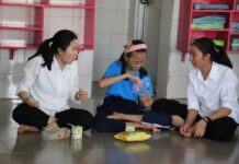 Lòng Chạm Lòng